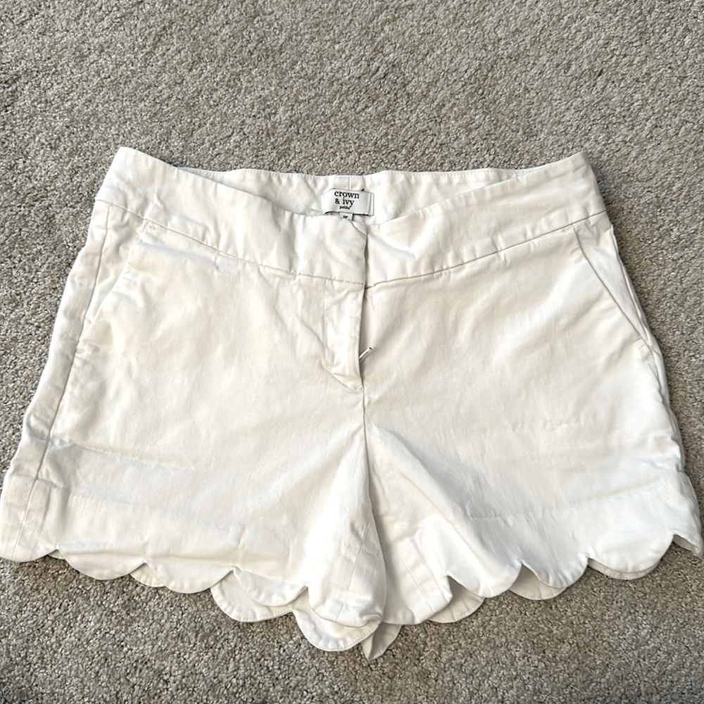 Crown & Ivy Scallop Shorts
